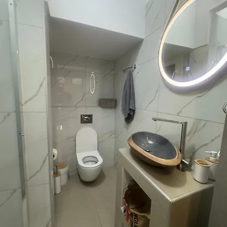 Luxury 2-bedroom *